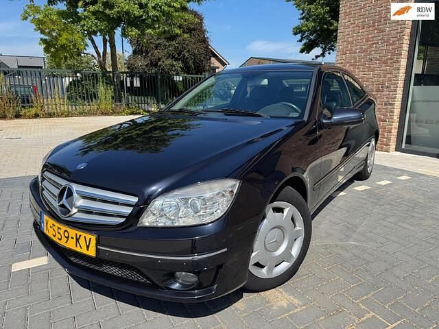 Zwart Gebruikt 2008 Mercedes CLC220 Hatchback | € 2.950 - Afbeelding 1/4