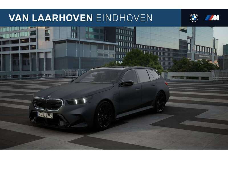 Grijs Nieuw 2025 BMW M5 Comfort Edition Stationwagen | € 176.852 - Afbeelding 1/4
