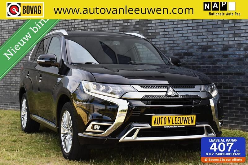 Zwart Gebruikt 2020 Mitsubishi Outlander P-HEV Edition SUV | € 26.420 (Eerlijke prijs) - Afbeelding 1/4