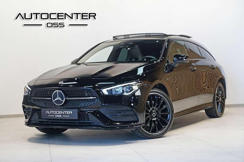 Zwart Gebruikt 2021 Mercedes CLA250 Shooting Brake AMG Stationwagen | € 30.745 (Eerlijke prijs) - Afbeelding 1/3