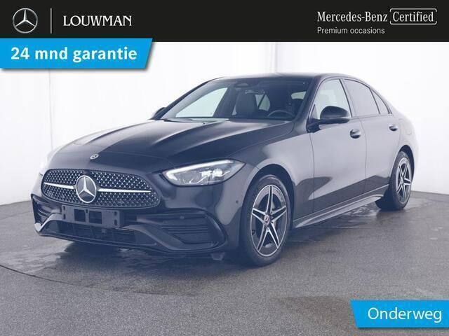 Zwart Gebruikt 2024 Mercedes C300 AMG line Sedan | € 49.750 (Super prijs) - Afbeelding 1/4