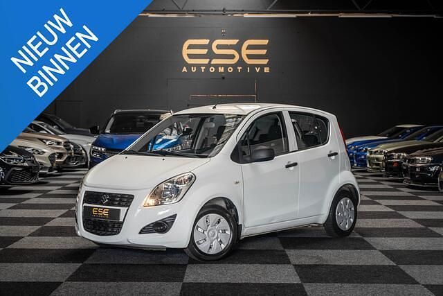 Wit Gebruikt 2014 Suzuki Splash Hatchback | € 4.995 (Super prijs) - Afbeelding 1/4