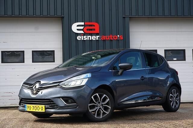 Grijs Gebruikt 2017 Renault Clio IV Intens Hatchback | € 8.949 (Eerlijke prijs) - Afbeelding 1/4