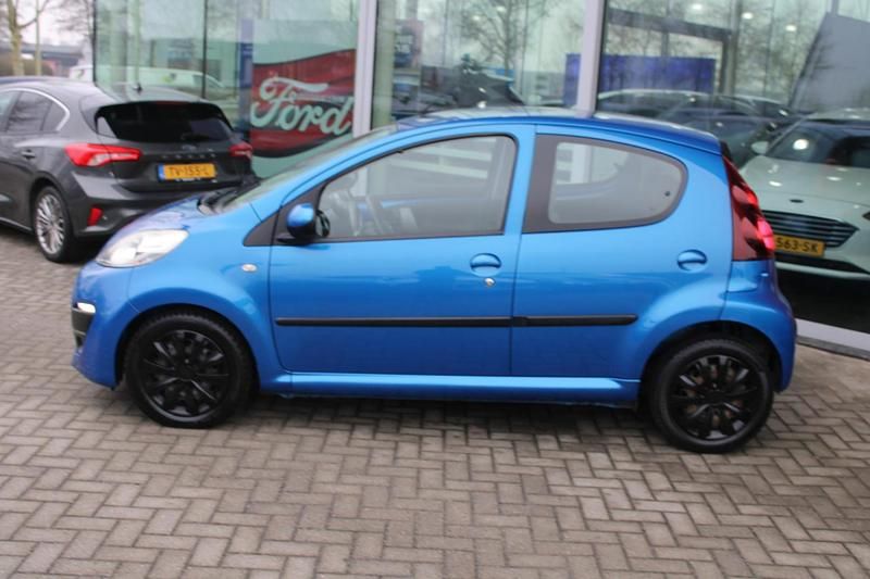 Occasion Peugeot 107 Active 68 PK (50 kW) 2013 Blauw Hatchback