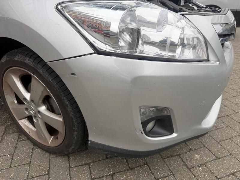 Grijs Occasion 2011 Toyota Auris Hybrid Hatchback | € 3.650 (Eerlijke prijs) - Afbeelding 1/4