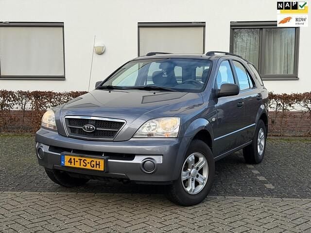 Grijs Gebruikt 2007 Kia Sorento Comfort SUV | € 3.995 (Eerlijke prijs) - Afbeelding 1/4