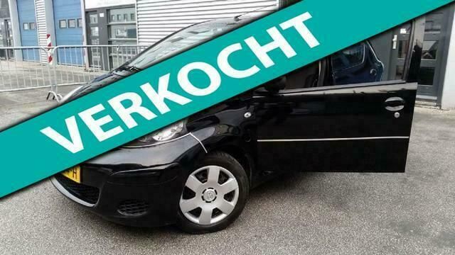 Zwart Gebruikt 2009 Toyota Aygo Hatchback | € 3.699 (Eerlijke prijs) - Afbeelding 1/4