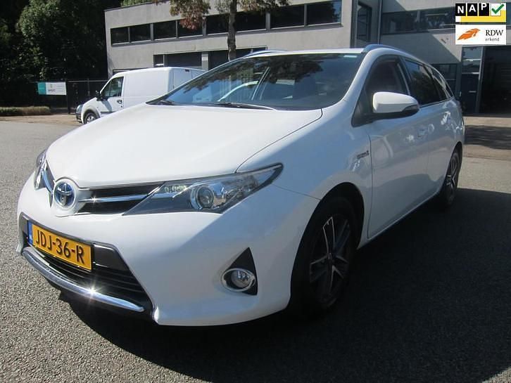 Gebruikt 2014 Toyota Auris | € 12.499 (Goede deal) - Afbeelding 1/4