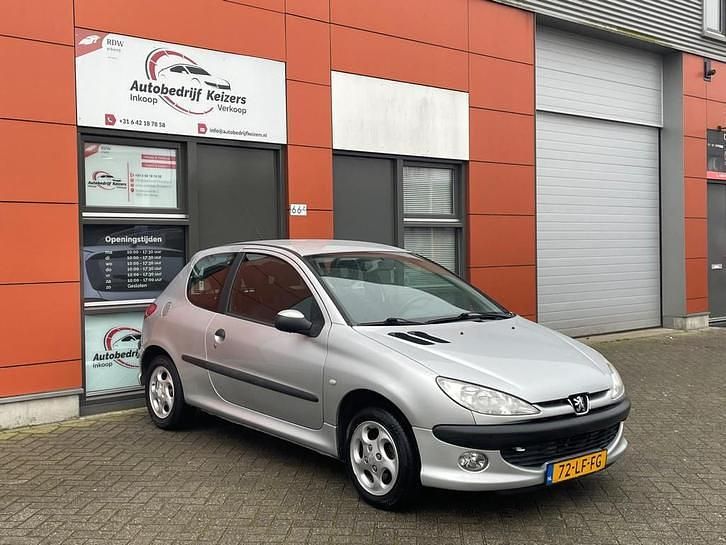 Occasion Peugeot 206 109 PK (80 kW) 2003 Grijs Hatchback