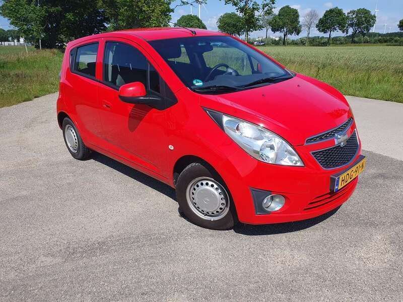 Rood Gebruikt 2012 Chevrolet Spark Hatchback | € 3.350 (Eerlijke prijs) - Afbeelding 1/4