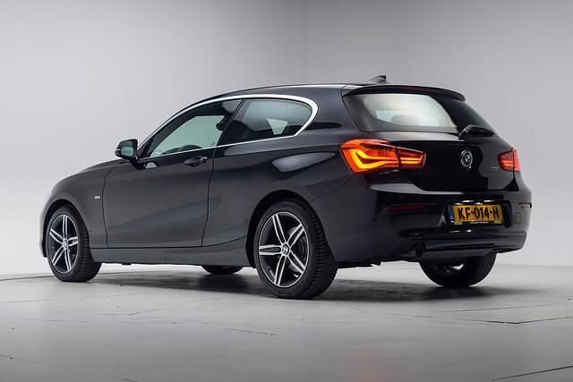 Occasion BMW 118 Executive 136 PK (100 kW) 2016 Zwart Hatchback