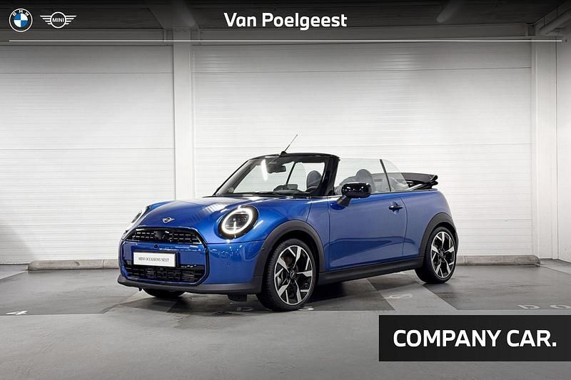 Nieuw Mini Cooper Cabriolet Favoured 163 PK (119 kW) 2025 Icy sunshine blue (c6l) (licht blauw) Cabriolet