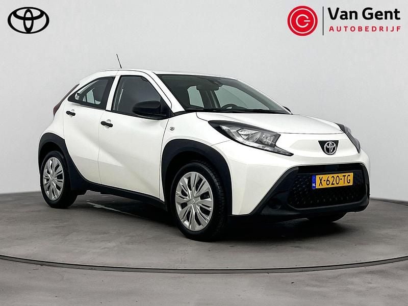 Wit Gebruikt 2024 Toyota Aygo X SUV | € 15.999 (Super prijs) - Afbeelding 1/4