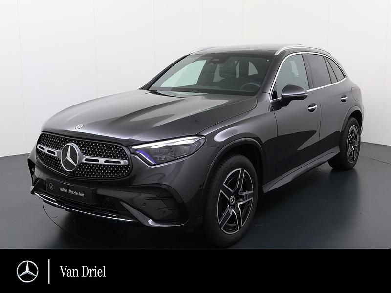 Grijs Gebruikt 2024 Mercedes GLC300e AMG line SUV | € 72.500 (Duur) - Afbeelding 1/4