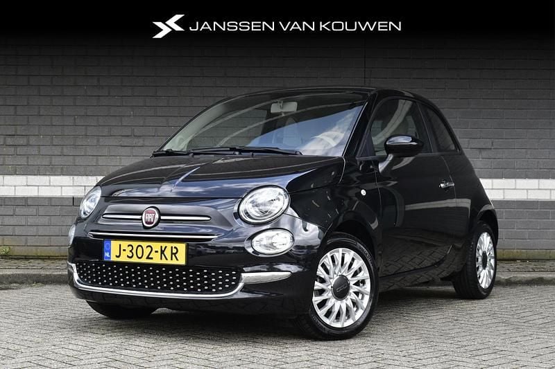Zwart Gebruikt 2020 Fiat 500 Lounge Hatchback | € 13.945 (Eerlijke prijs) - Afbeelding 1/3