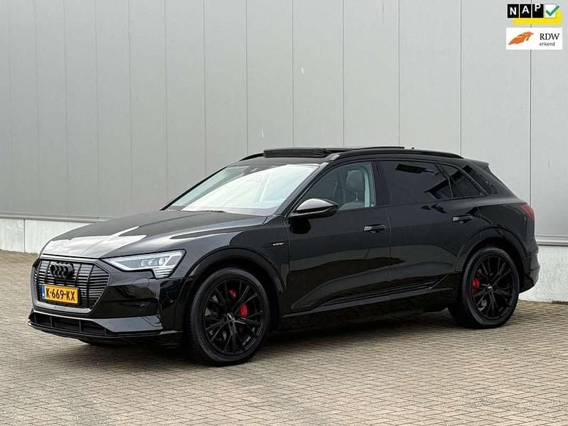 Zwart Occasion 2020 Audi e-tron Business SUV | € 22.900 (Goede deal) - Afbeelding 1/4