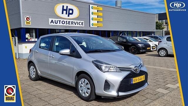 Grijs Gebruikt 2016 Toyota Yaris Hatchback | € 10.000 (Goede deal) - Afbeelding 1/4
