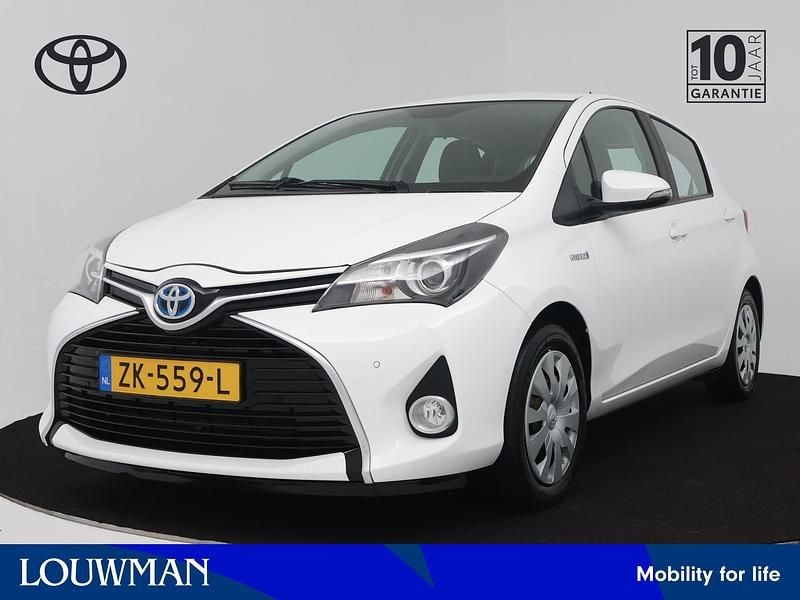 Wit Gebruikt 2017 Toyota Yaris Hybrid Hatchback | € 14.945 (Goede deal) - Afbeelding 1/4