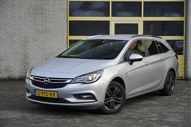 Grijs Gebruikt 2019 Opel Astra Edition Stationwagen | € 9.750 (Goede deal) - Afbeelding 1/4