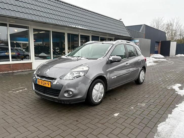 Occasion 2012 Renault Clio IV Authentique Stationwagen | € 2.850 (Goede deal) - Afbeelding 1/1