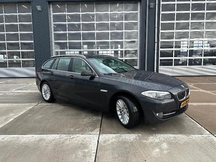 Gebruikt 2011 BMW 520 Stationwagen | € 6.000 (Duur) - Afbeelding 1/4