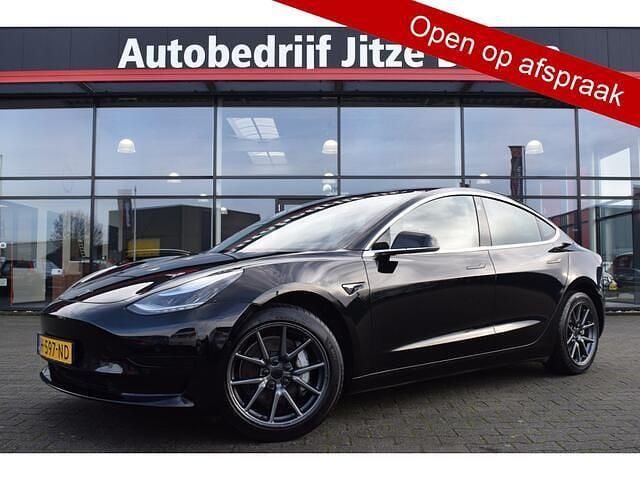 Occasion Tesla Model 3 Standard Range 239 kW (326 PK) 2020 Zwart Sedan