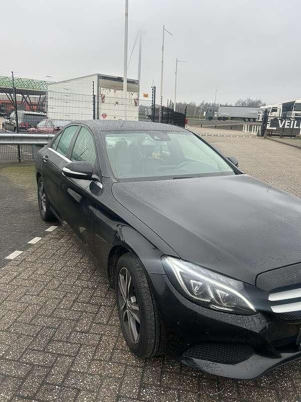 Occasion Mercedes C180 156 PK (114 kW) 2014 Zwart Sedan