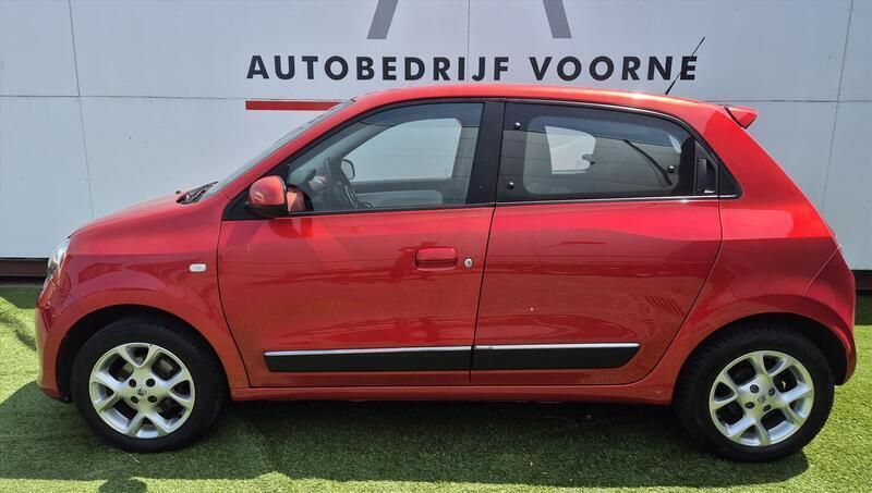 Rood Gebruikt 2015 Renault Twingo Dynamique Hatchback | € 8.345 (Eerlijke prijs) - Afbeelding 1/4