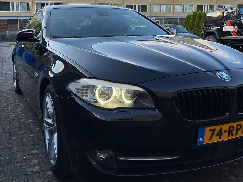 Zwart Gebruikt 2011 BMW 535 Executive Sedan | € 18.600 (Iets duurder) - Afbeelding 1/4