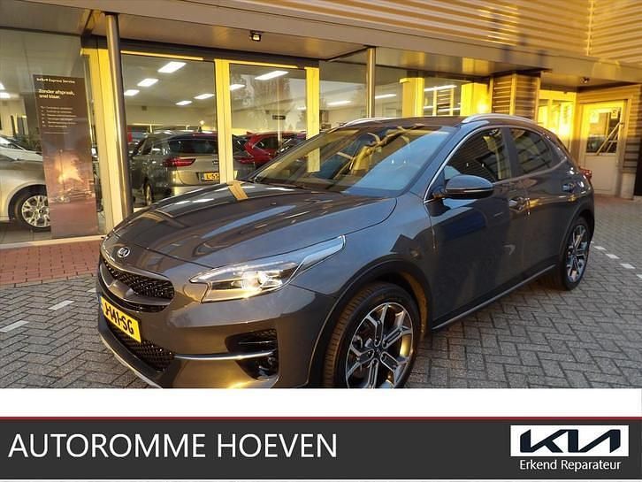 Grijs Gebruikt 2020 Kia XCeed Turbo SUV | € 17.940 (Goede deal) - Afbeelding 1/4