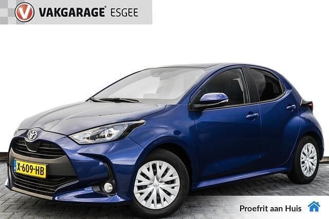 Blauw Gebruikt 2022 Toyota Yaris Active Hatchback | € 16.940 (Eerlijke prijs) - Afbeelding 1/4