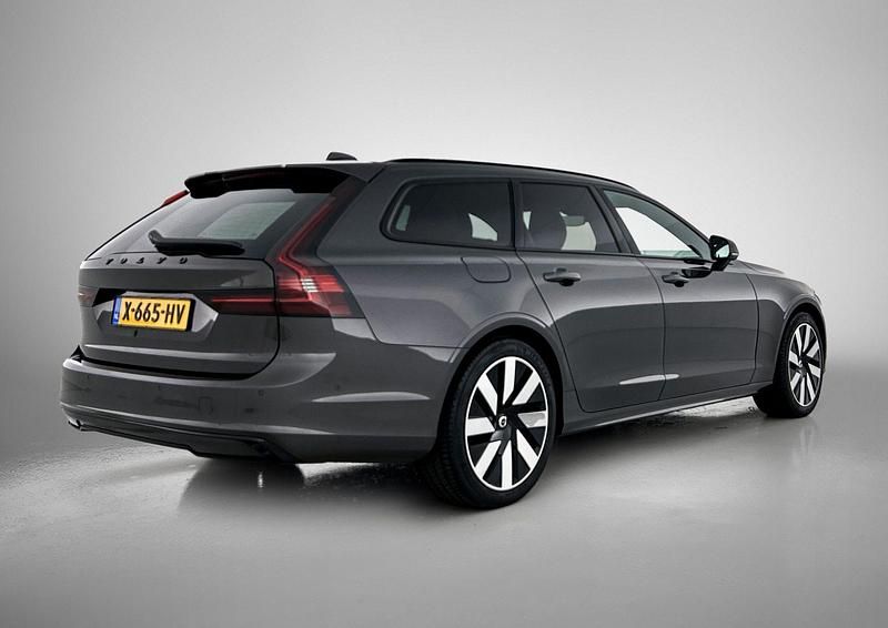Occasion Volvo V90 Plus 350 PK (257 kW) 2023 Grijs Stationwagen
