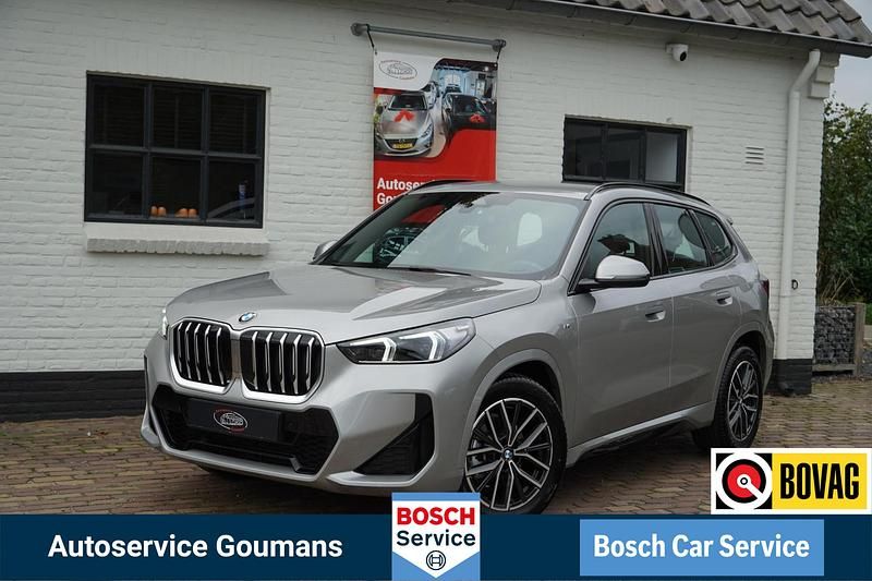 Grijs Gebruikt 2025 BMW X1 SUV | € 50.699 - Afbeelding 1/4