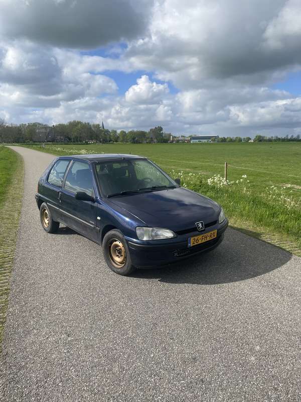 Blauw Gebruikt 2000 Peugeot 106 Hatchback | € 600 (Eerlijke prijs) - Afbeelding 1/4