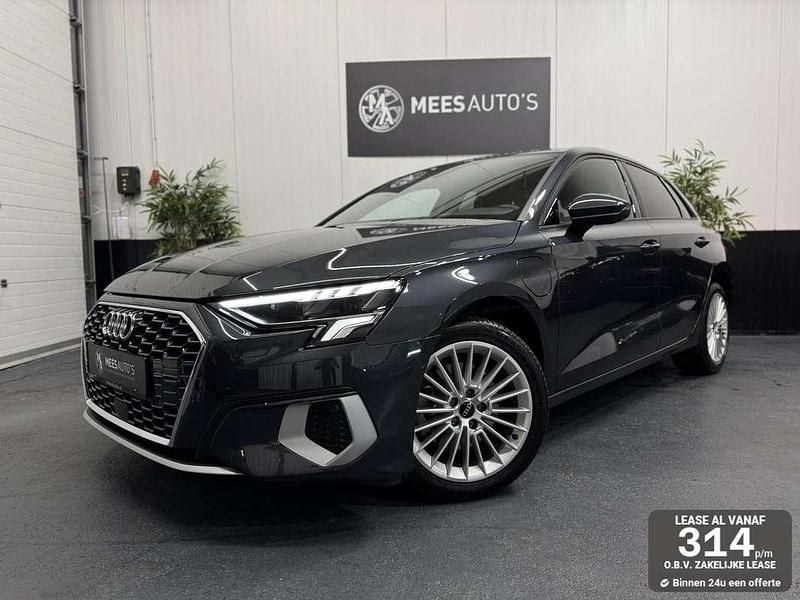 Gebruikt 2022 Audi A3 Sportback e-tron Hatchback | € 23.450 (Super prijs) - Afbeelding 1/4
