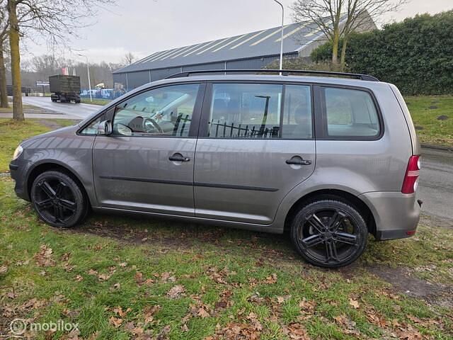 Occasion VW Touran Trendline 140 PK (102 kW) 2008 Grijs MPV