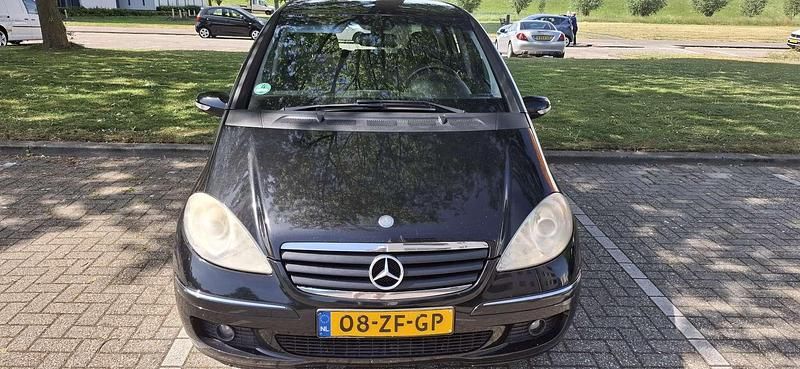 Zwart Gebruikt 2008 Mercedes 170 Avantgarde Stationwagen | € 1.250 - Afbeelding 1/4