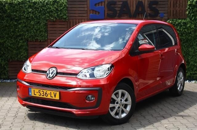 Rood Gebruikt 2018 VW up! high up! Hatchback | € 7.990 (Goede deal) - Afbeelding 1/4