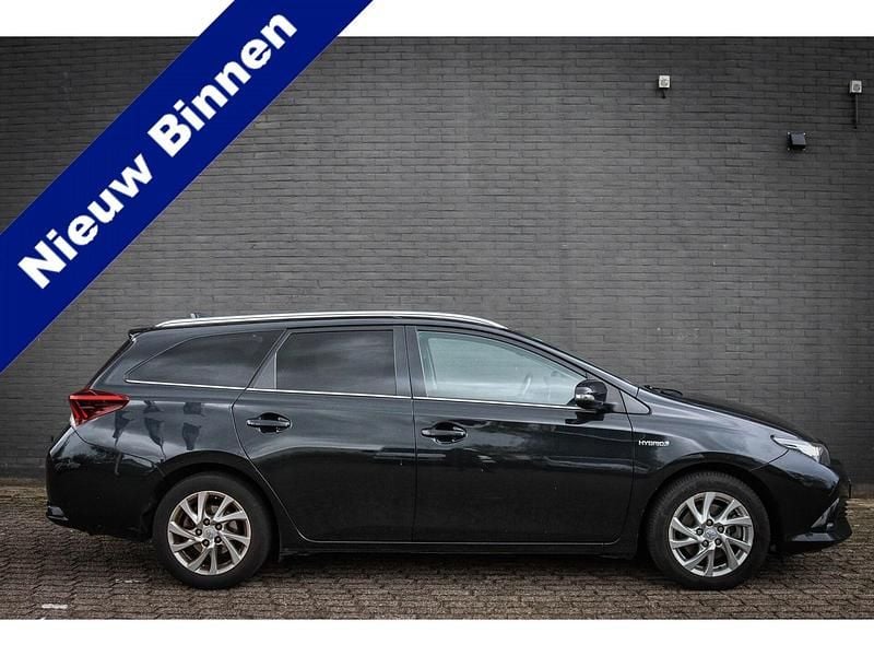 Zwart Gebruikt 2018 Toyota Auris Stationwagen | € 15.950 (Eerlijke prijs) - Afbeelding 1/4