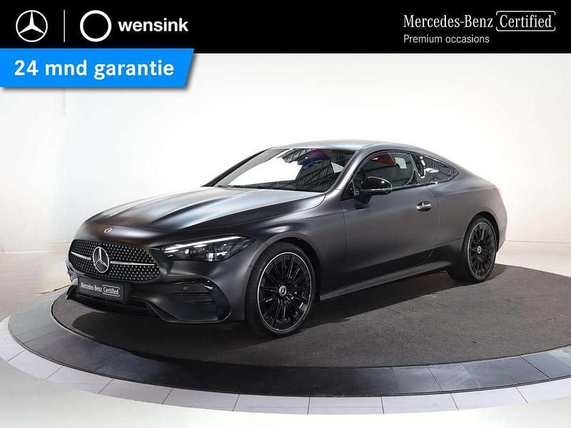 Grijs Gebruikt 2024 Mercedes CLE200 AMG line Coupé | € 66.850 (Eerlijke prijs) - Afbeelding 1/4