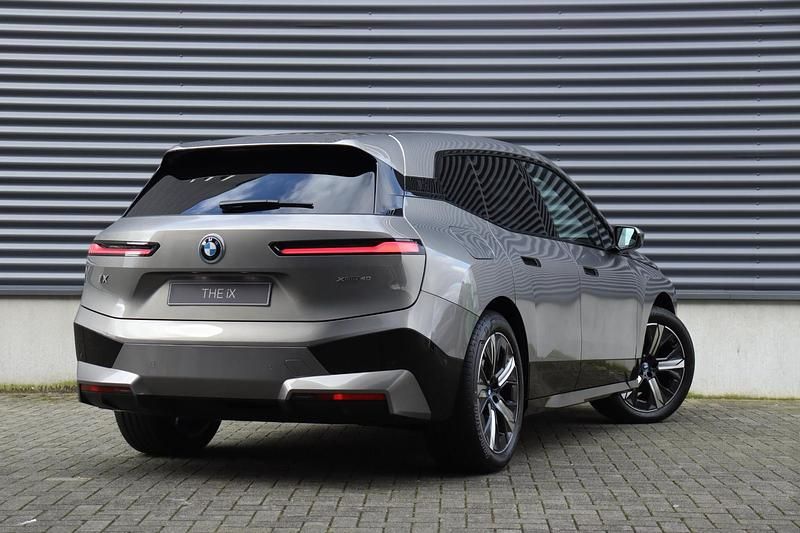 Nieuw BMW iX Executive 239 kW (325 PK) 2026 Grijs SUV