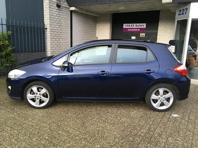 Occasion Toyota Auris Executive 99 PK (72 kW) 2010 Blauw Hatchback