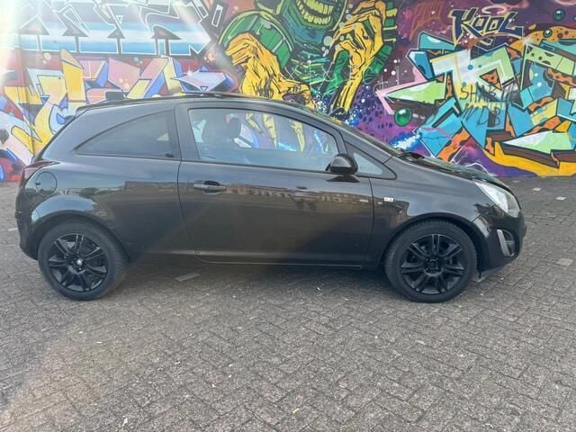 Occasion Opel Corsa Color Edition 86 PK (63 kW) 2012 Zwart Hatchback