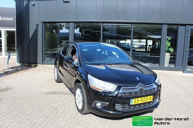 Zwart Gebruikt 2011 Citroën DS4 So Chic Hatchback | € 5.750 (Eerlijke prijs) - Afbeelding 1/4