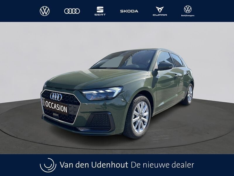 Groen, metallic lak Gebruikt 2024 Audi A1 Sportback Advanced Hatchback | € 29.550 (Eerlijke prijs) - Afbeelding 1/3