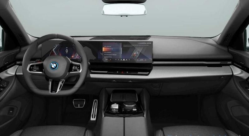 Occasion BMW 530e M Sport 190 PK (139 kW) 2025 Zwart (metallic) Sedan