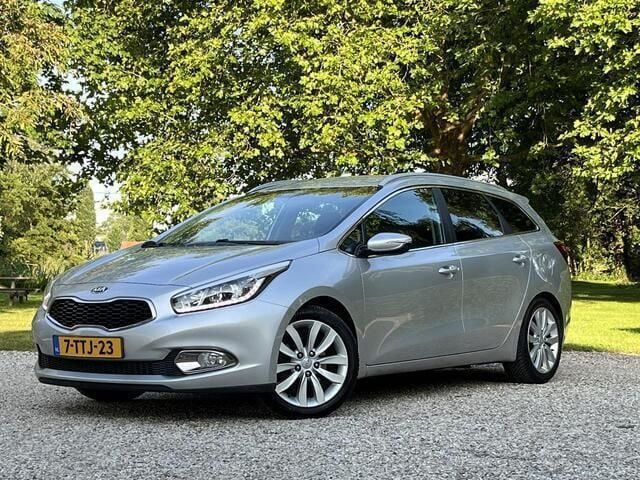 Grijs Gebruikt 2014 Kia Ceed Sportswagon Stationwagen | € 7.950 (Eerlijke prijs) - Afbeelding 1/4