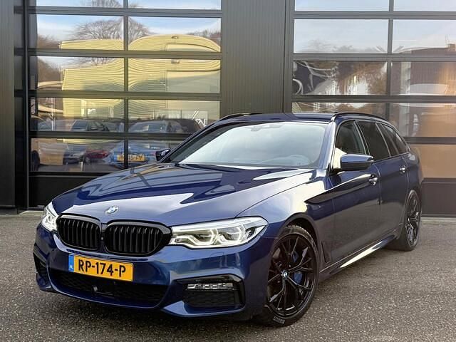 Occasion BMW 540 M Sport 340 PK (250 kW) 2017 Blauw (metallic) Stationwagen