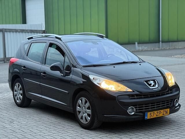 Zwart Gebruikt 2008 Peugeot 207 Stationwagen | € 2.349 (Eerlijke prijs) - Afbeelding 1/4