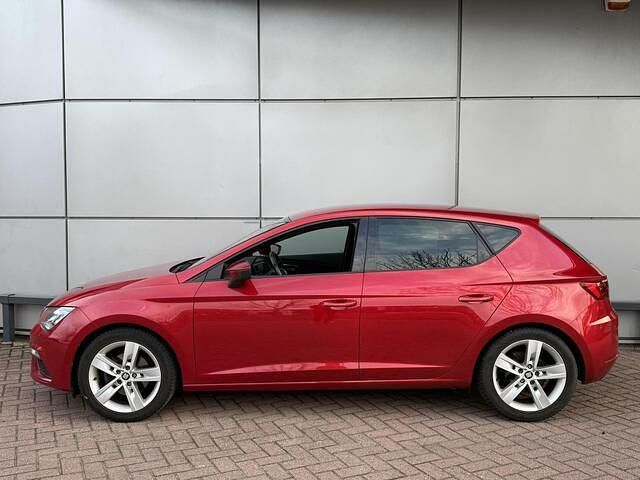 Occasion Seat Leon FR 150 PK (110 kW) 2017 Rood (metallic) Hatchback